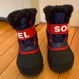 Sorel snow commander toddler boots size 6